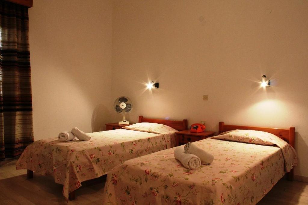 Violetta Aparthotel Ios Exteriör bild